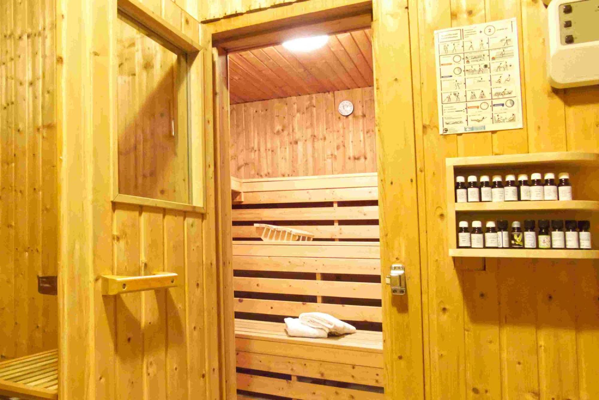 Garnihotel Zur Linde - Bayerischer Wald - Aktivcard Mit 154 Kostenfreien Leistungen - Kostenloser Parkplatz Lohberg Exterior photo